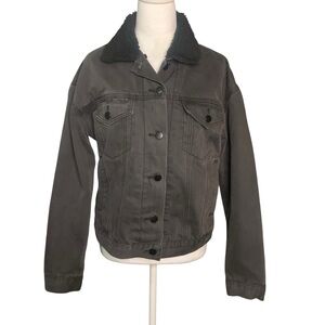 Jak & Rae Black Denim Button Front Jacket with Zaila Shearling Collar Large